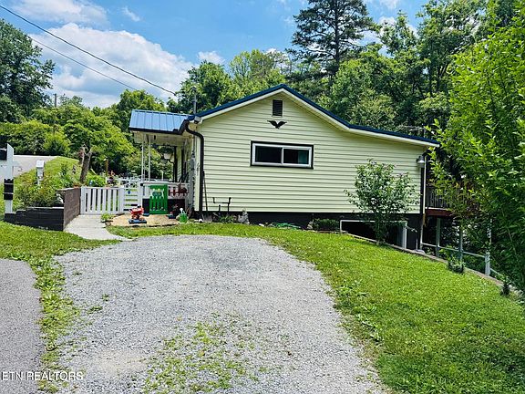 3rd image of 681 Island Cove Rd