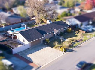 2850 Oakview Dr, Redding, CA 96002