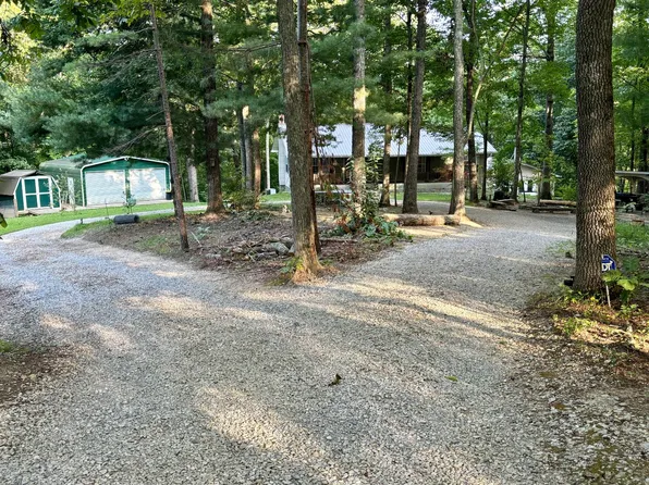 220 Walker Rd, Sharps Chapel, TN 37866