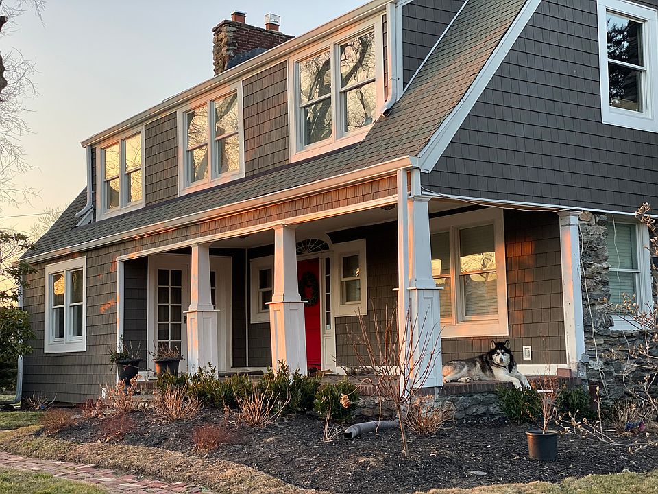 2nd image of 45 Griffing Ave