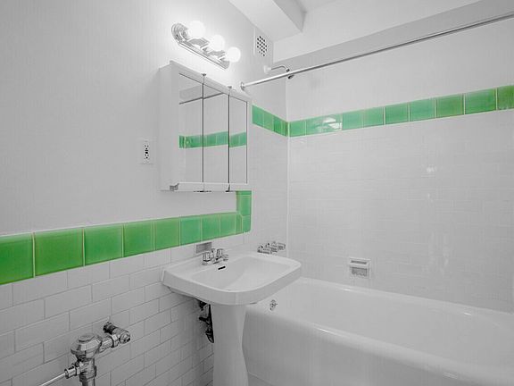 3rd image of 253 W 72nd St APT 1208