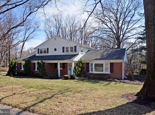 951 Corvair Rd, Lancaster, PA 17601