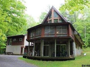 24 Paige Ln, Fort Ann, NY 12827