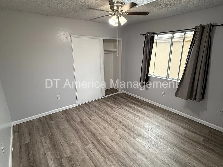 4344 Estrella Ave #4 — Photo 5