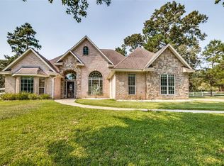 345 Ridgelake Scenic Dr, Montgomery, TX 77316