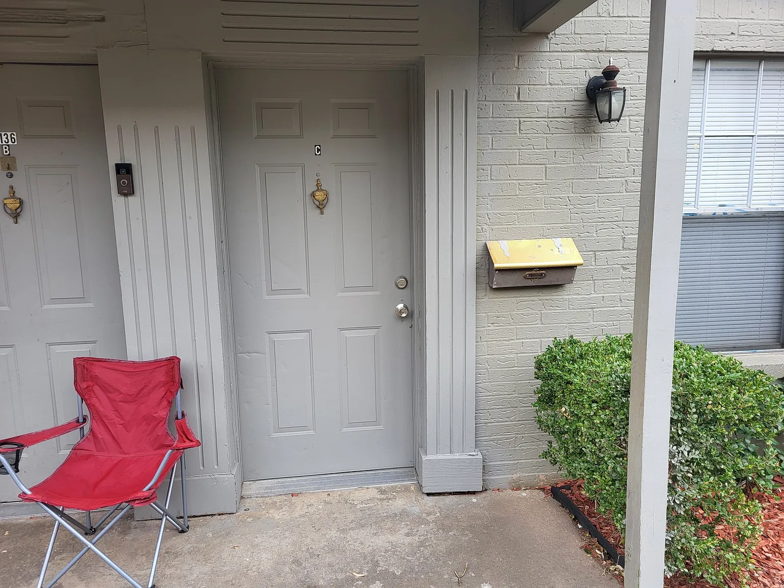 6136 S Madison Pl — Photo 1