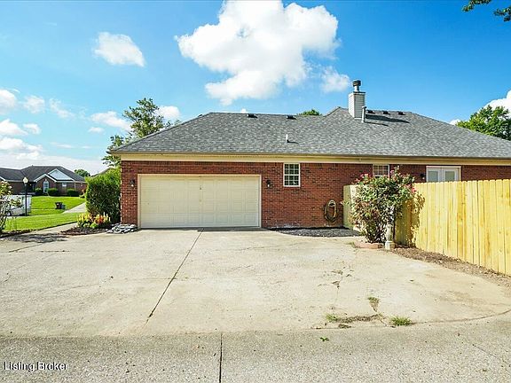 5th image of 6707 Black Locust Way