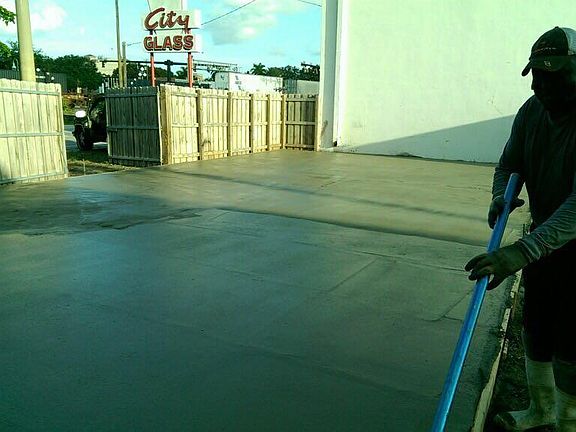 5th image of 216 N Dixie Hwy