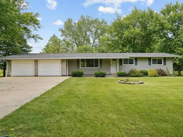 960 Pearl St, Lamont, IA 50650