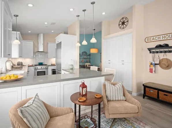 737 G Ave, Coronado, CA 92118