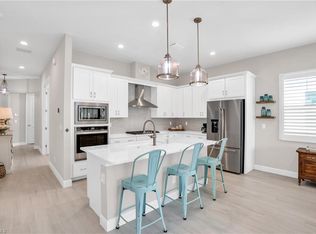 9212 Cayman Dr, Naples, FL 34114