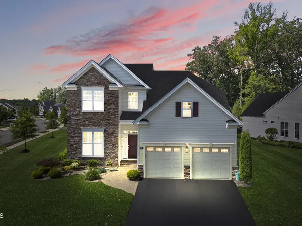 90 Legacy Court, Freehold, NJ 07728