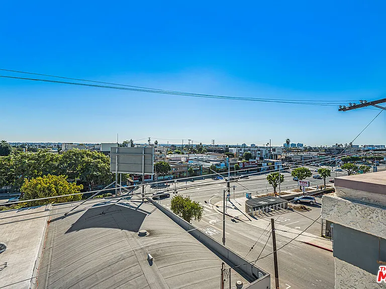 3780 Ocean View Ave #2 — Photo 21