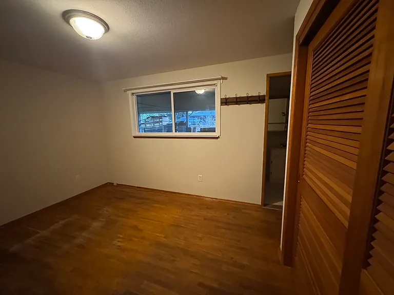 8513 Lawndale Ave SW — Photo 7