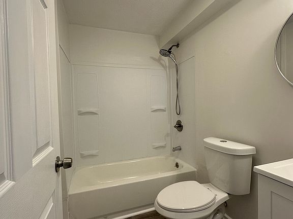 4th image of 43 Trenton St #3