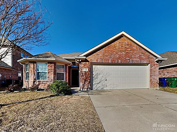2nd image of 1615 Hillside Dr
