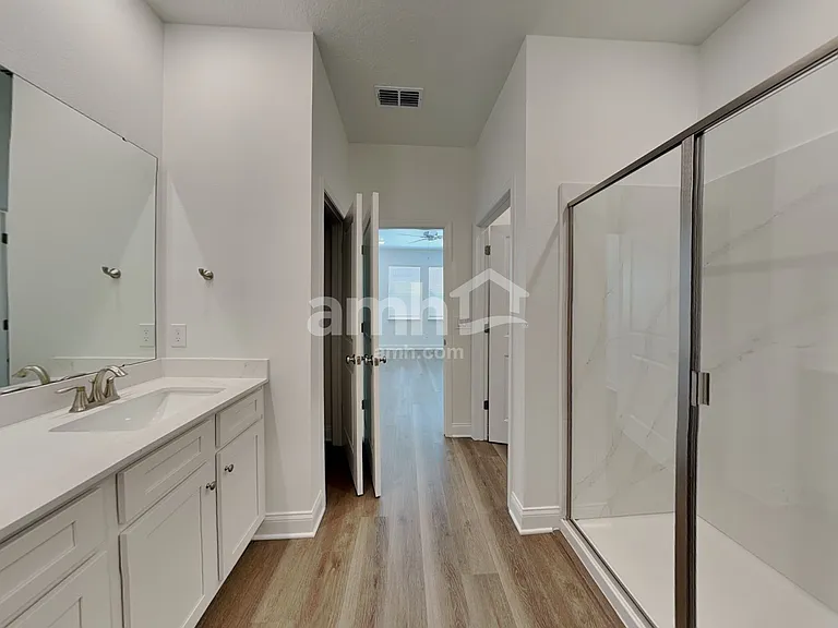 16373 Aubergine Aly — Photo 17