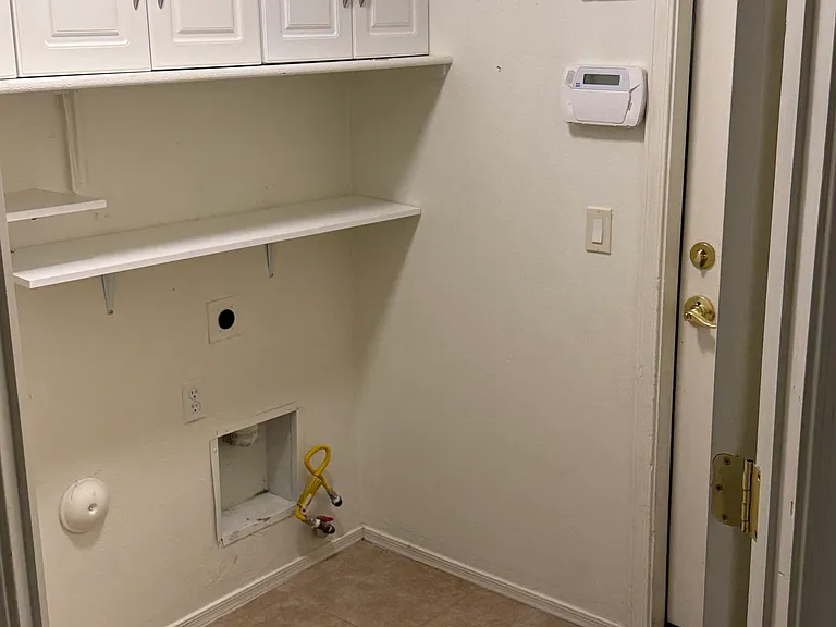 7154 S Shipmans Tale Ct — Photo 8