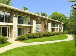 650 Lansdowne Way APT 204, Norwood, MA 02062