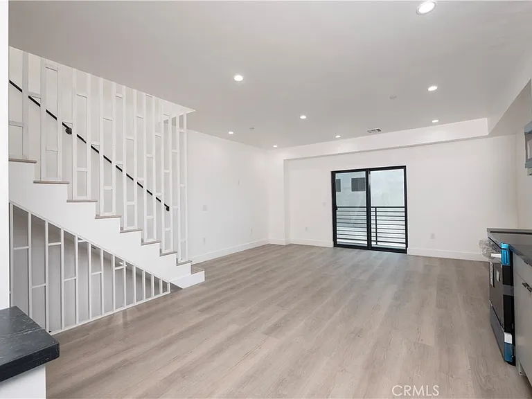 1571 Ricardo — Photo 6