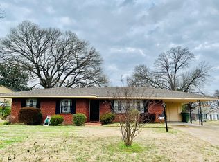 938 W Marigold Ln, Memphis, TN 38109