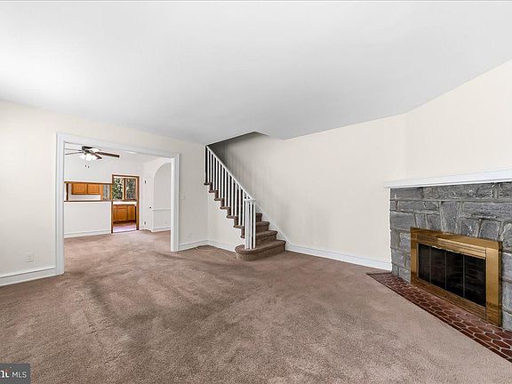 5th image of 3202 Marshall Rd