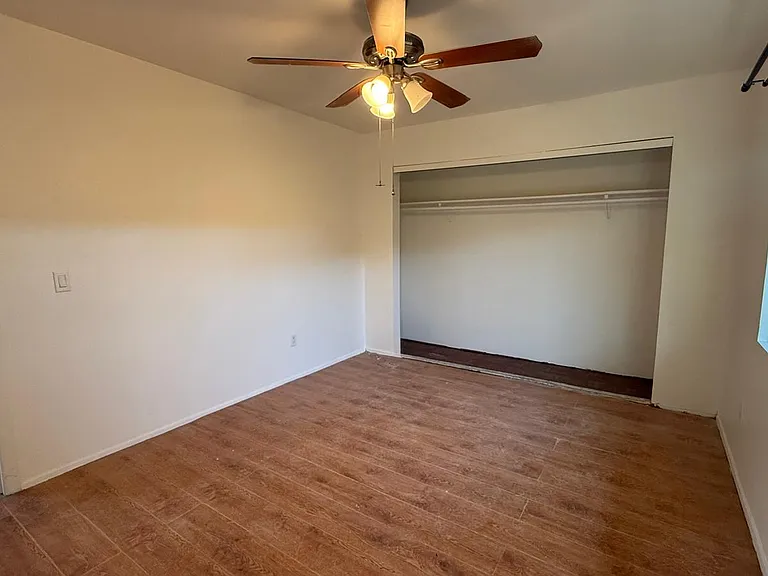 1220 Helix St #1220 — Photo 8