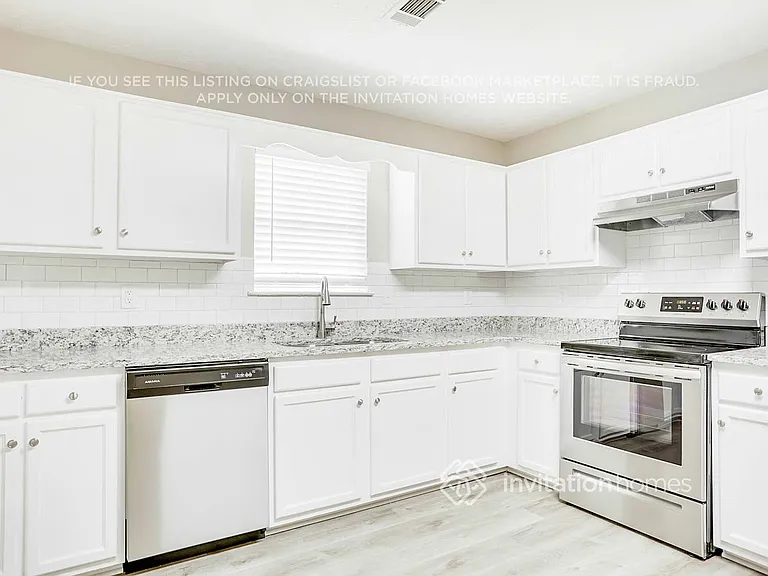 7028 Branch Crossing Way — Photo 8