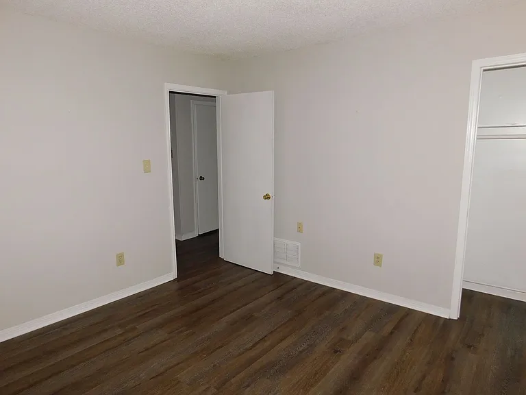 285 Maidelle Cv — Photo 11