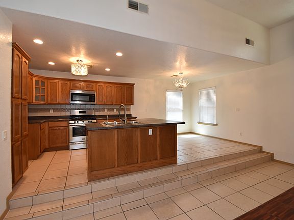 2nd image of 13737 Paseo Sereno Dr