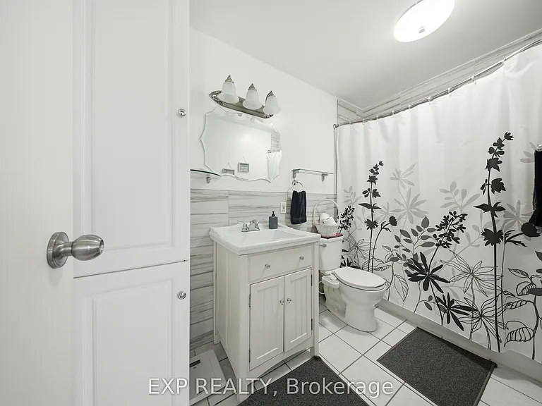 1096 Jalna Blvd #28 — Photo 22