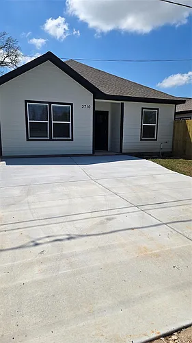 3710 Harmony Ln Photo 1