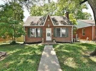 721 Water St, Saint Charles, MO 63301