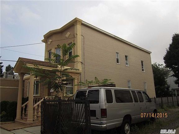 3rd image of 8818 102nd St