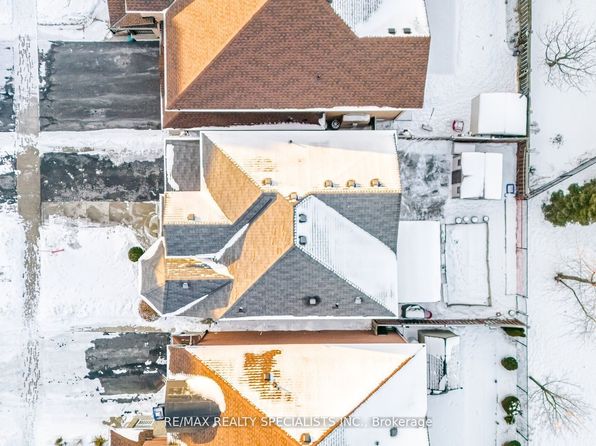 6 Kippen Ct, Brampton, ON L6R 0P7