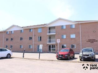 1550 Dease St #301, Thunder Bay, ON P7C5H4