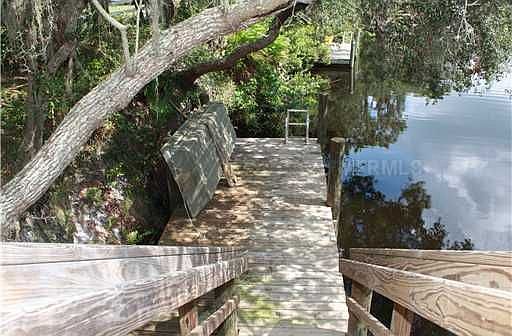 Dock & Deck