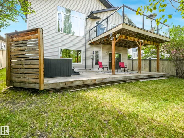 4115 58th St, Beaumont, AB T4X 1R7