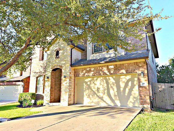 3rd image of 735 Edwards Walk Dr