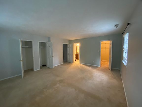 4th image of 420 Wickwood Dr