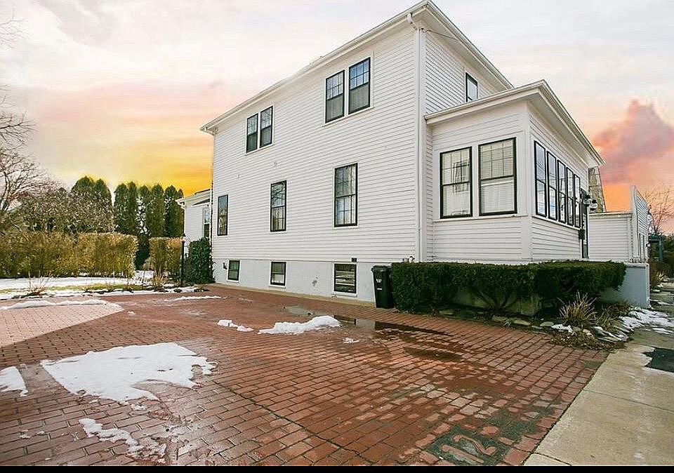 12 Poplar St, Newport, RI 02840 Zillow