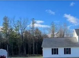 283 Round Lake Rd, Ballston Lake, NY 12019