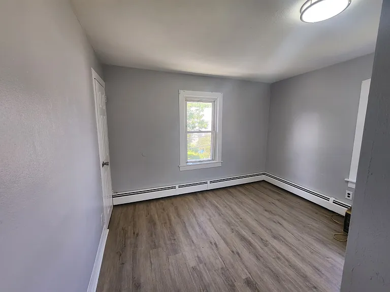 103 Penn St #105.5 — Photo 10