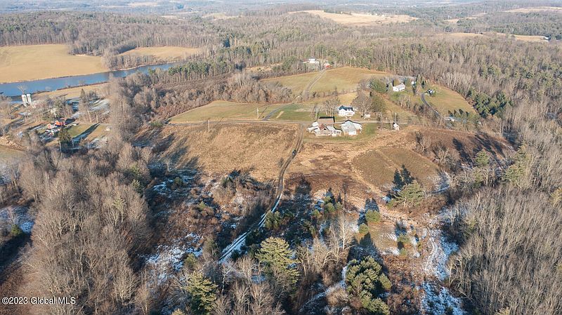 3rd image of L15.212 Anders Road