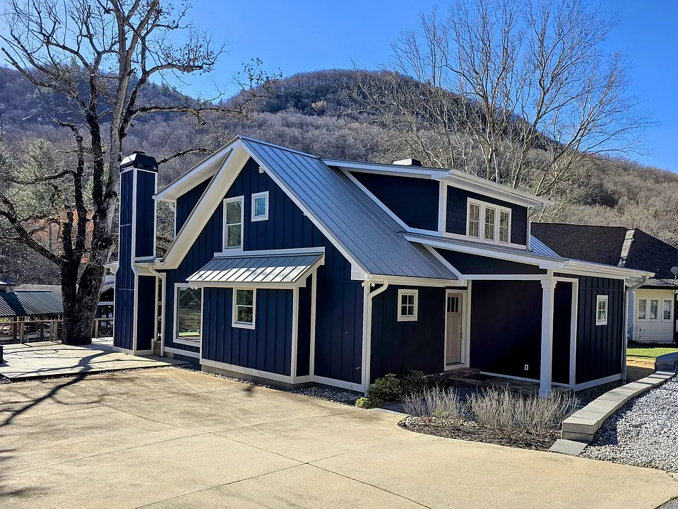151 Timpson Cove Rd