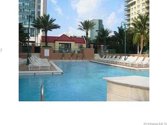 3rd image of 1155 Brickell Bay Dr #22