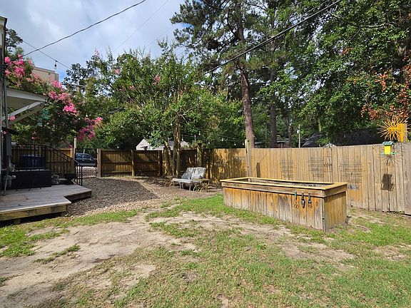 5th image of 2718 Ashton St