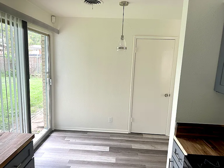 451 Kate Schenck Ave — Photo 7