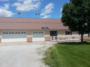 8688 190th St, Walcott, IA 52773