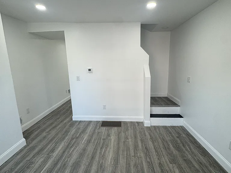 1235 N Heald St — Photo 2